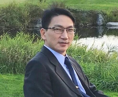 Samuel Sun, denturist and denture specialist in Vancouver and Burnaby