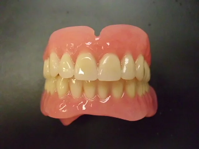 Immediate denture ready right after surgery